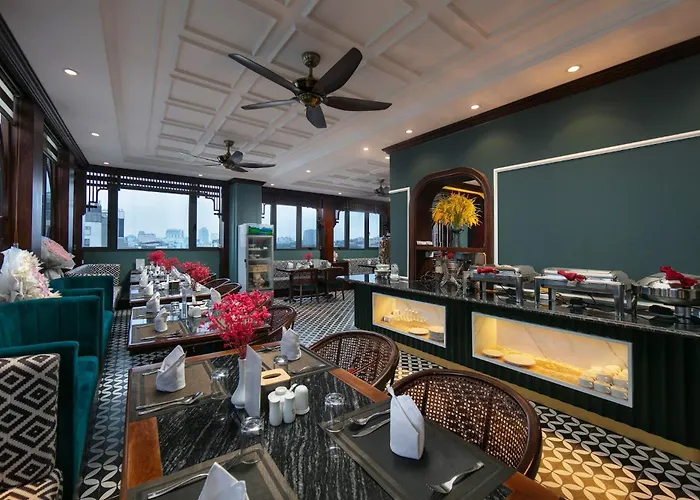 Salute Premium Hotel & Spa Hanoi